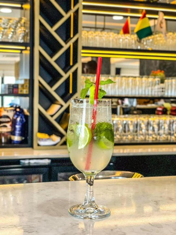 Souare Premium Hotel Conakry Kültér fotó